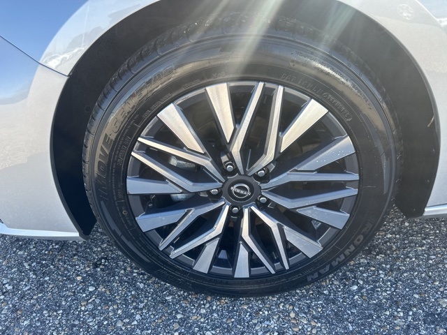 Nissan Altima 2.5 SV Sedan 2024