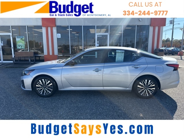 Nissan Altima 2.5 SV Sedan 2024