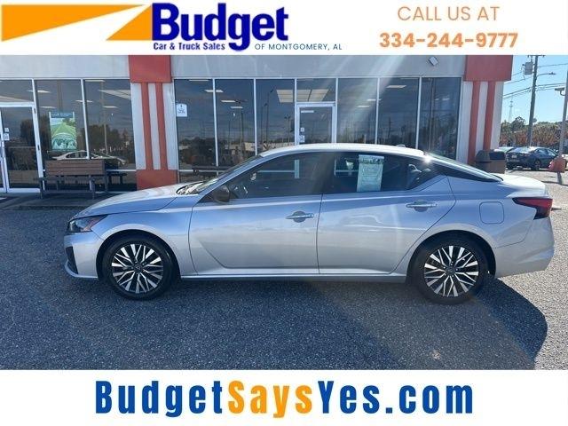 Nissan Altima 2.5 SV Sedan 2024