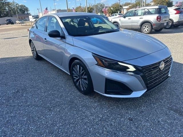 Nissan Altima 2.5 SV Sedan 2024