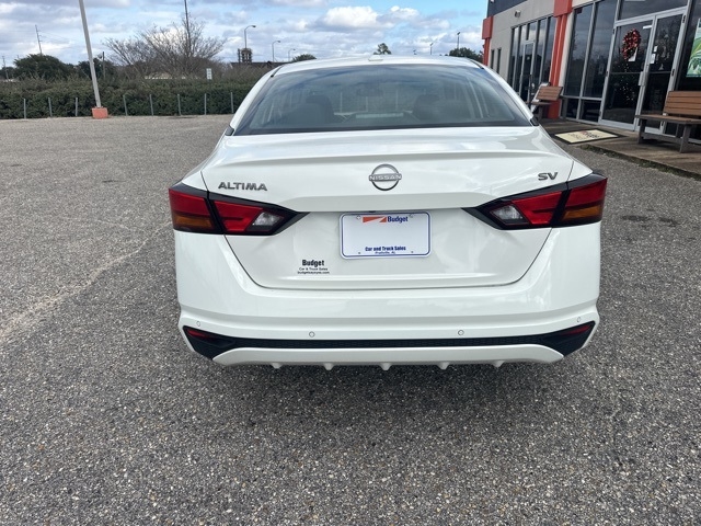 Nissan Altima 2.5 SV Sedan 2024