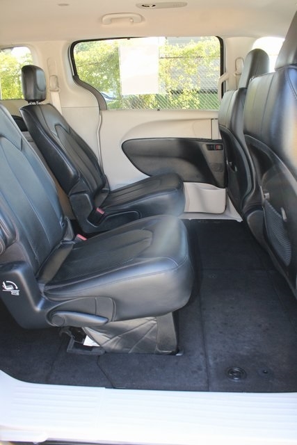 Chrysler Pacifica Touring L FWD 2020