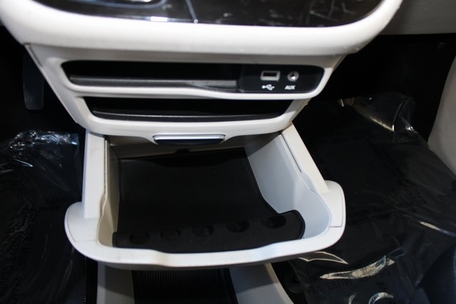 Chrysler Pacifica Touring L FWD 2020