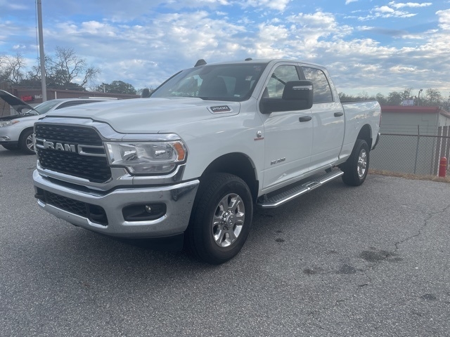 RAM 2500 Big Horn 4x4 Crew Cab 6'4" Box 2024