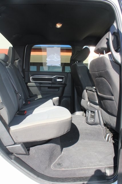 RAM 2500 Big Horn 4x4 Crew Cab 6'4" Box 2024