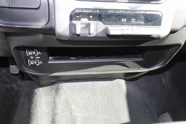 RAM 2500 Big Horn 4x4 Crew Cab 6'4" Box 2024