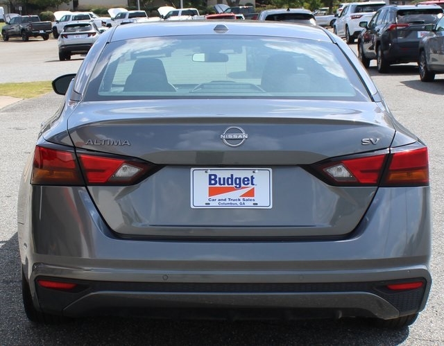 Nissan Altima 2.5 SV Sedan 2024