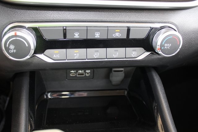 Nissan Altima 2.5 SV Sedan 2024