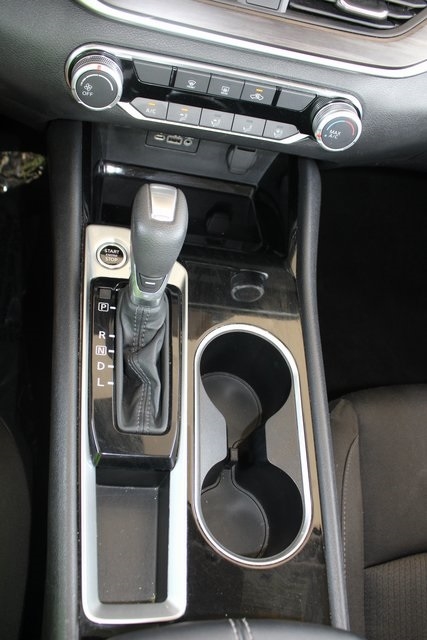 Nissan Altima 2.5 SV Sedan 2024