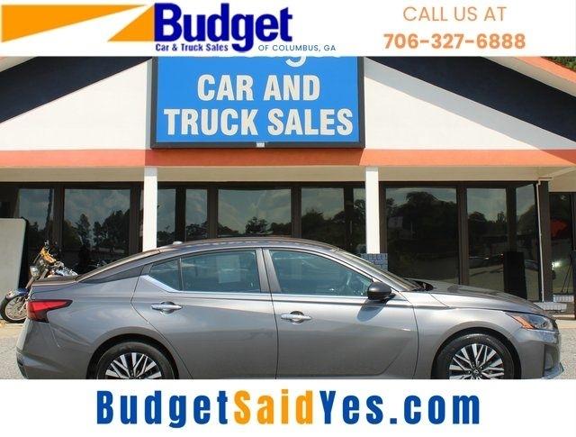 Nissan Altima 2.5 SV Sedan 2024