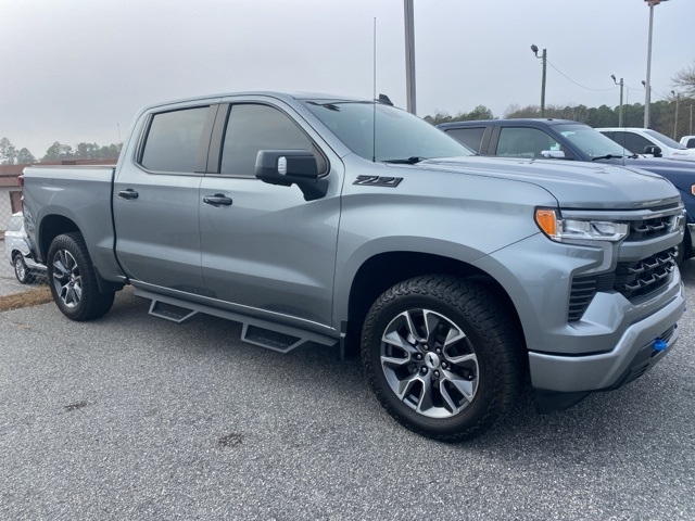 Chevrolet Silverado 1500 4WD Crew Cab 147" RST 2023