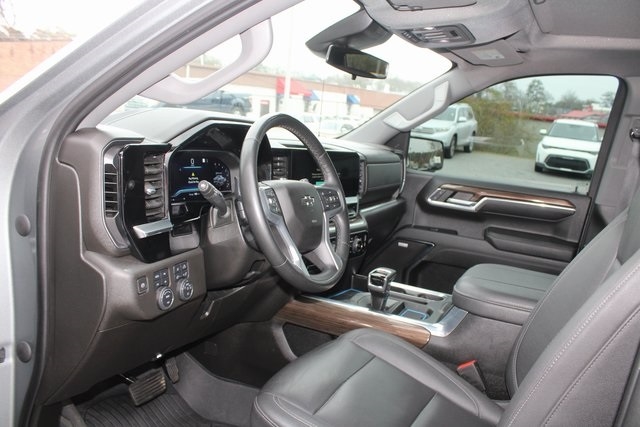 Chevrolet Silverado 1500 4WD Crew Cab 147" RST 2023