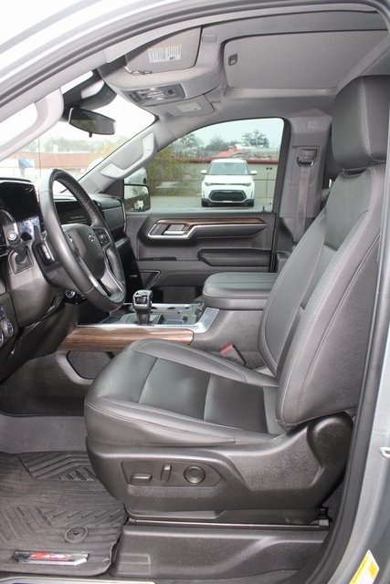 Chevrolet Silverado 1500 4WD Crew Cab 147" RST 2023