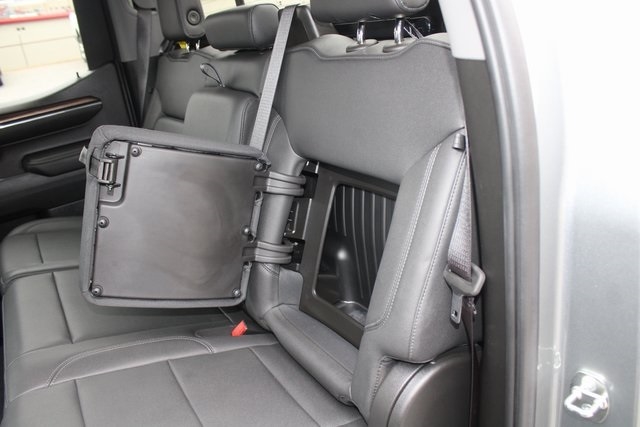 Chevrolet Silverado 1500 4WD Crew Cab 147" RST 2023