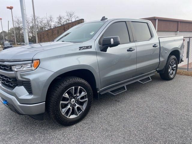 Chevrolet Silverado 1500 4WD Crew Cab 147" RST 2023