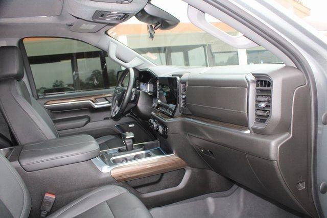 Chevrolet Silverado 1500 4WD Crew Cab 147" RST 2023