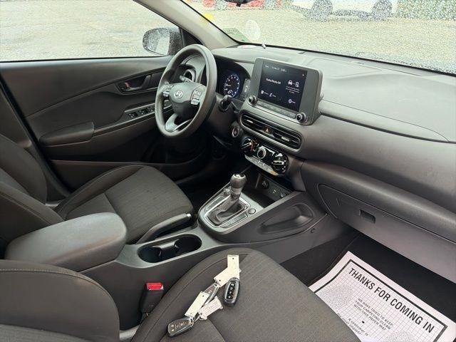 Hyundai Kona SEL Auto FWD 2022