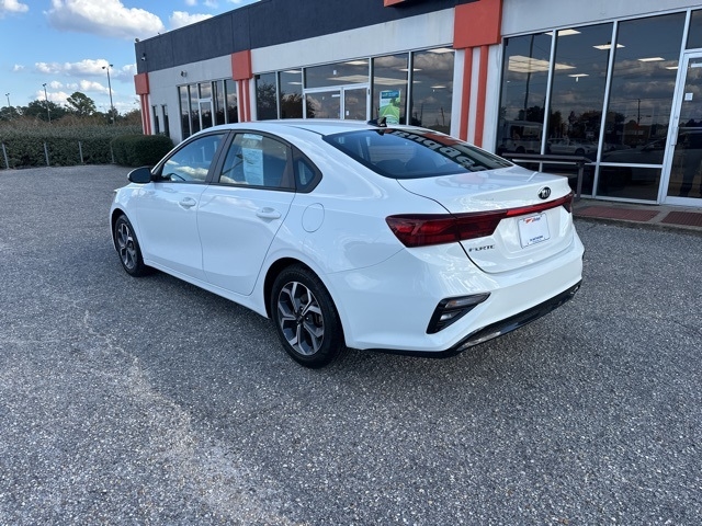 Kia Forte LXS IVT 2021