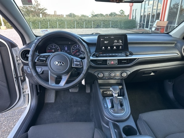 Kia Forte LXS IVT 2021