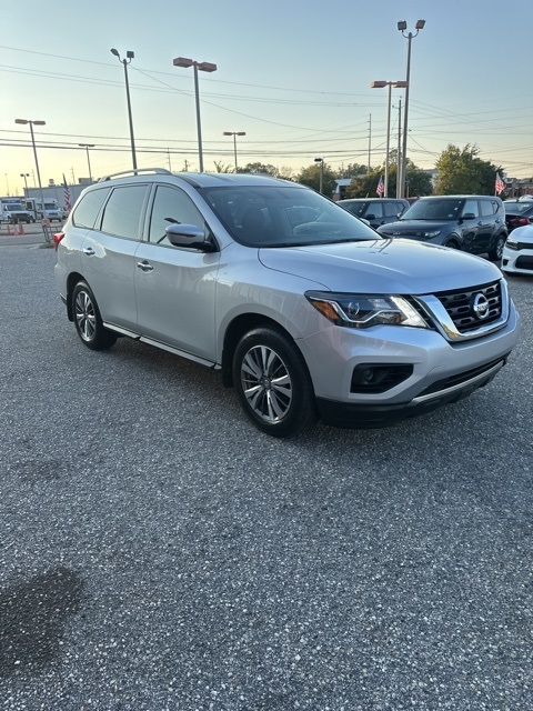 Nissan Pathfinder FWD S 2020