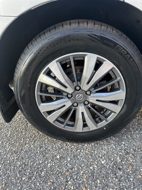 Nissan Pathfinder FWD S 2020