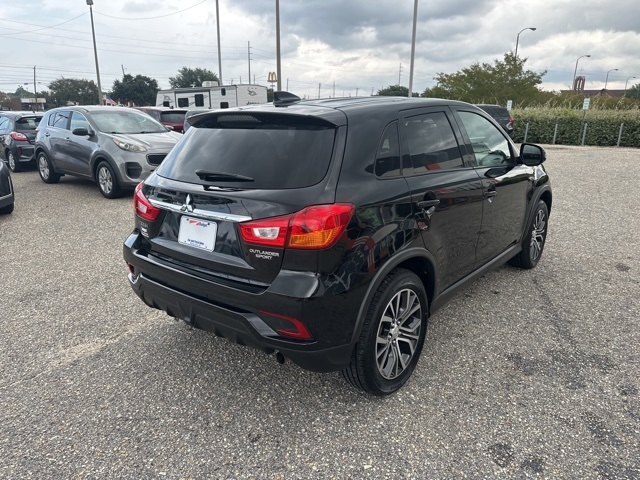 Mitsubishi Outlander Sport ES 2.0 CVT 2019