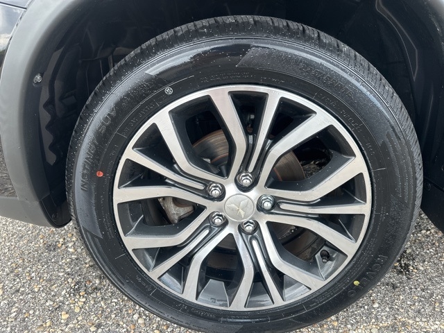 Mitsubishi Outlander Sport ES 2.0 CVT 2019