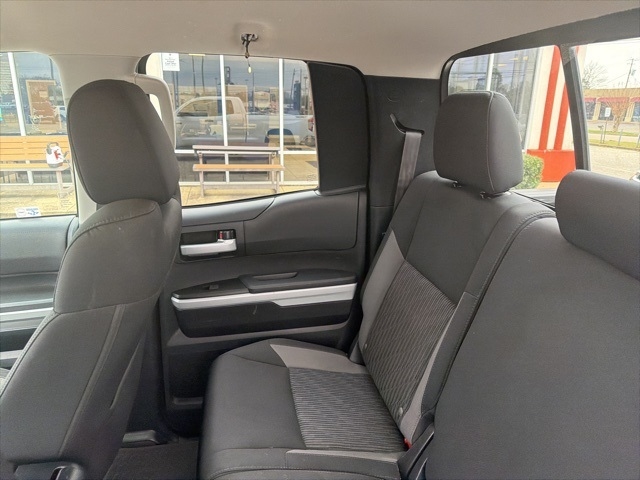 Toyota Tundra 2WD Truck Double Cab 5.7L V8 6-Spd AT SR5 (Natl) 2014