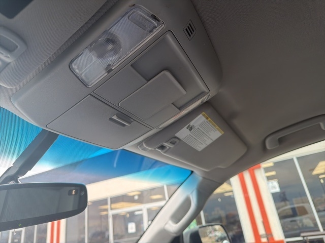 Toyota Tundra 2WD Truck Double Cab 5.7L V8 6-Spd AT SR5 (Natl) 2014