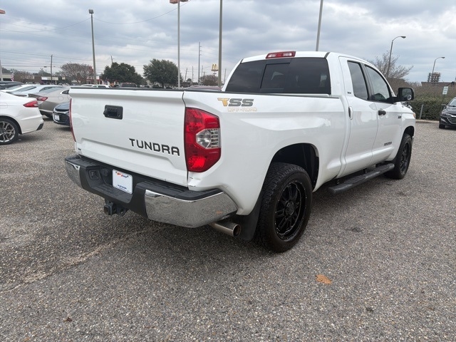 Toyota Tundra 2WD Truck Double Cab 5.7L V8 6-Spd AT SR5 (Natl) 2014