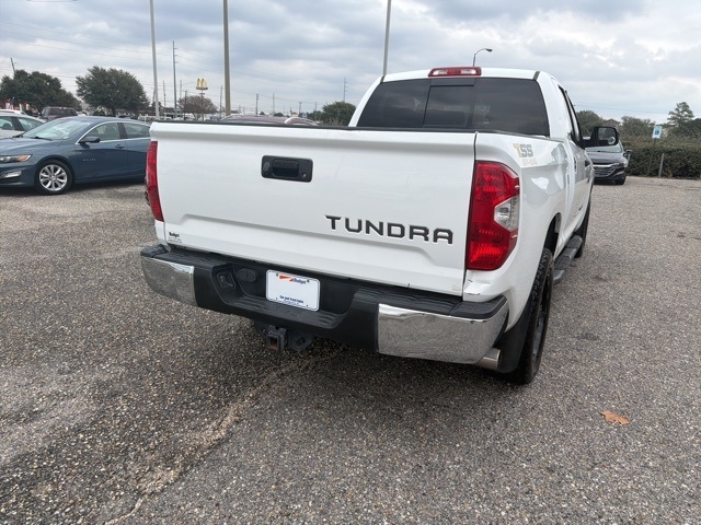 Toyota Tundra 2WD Truck Double Cab 5.7L V8 6-Spd AT SR5 (Natl) 2014