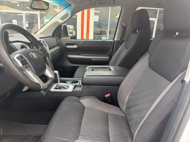 Toyota Tundra 2WD Truck Double Cab 5.7L V8 6-Spd AT SR5 (Natl) 2014