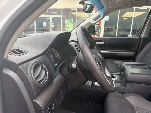 Toyota Tundra 2WD Truck Double Cab 5.7L V8 6-Spd AT SR5 (Natl) 2014