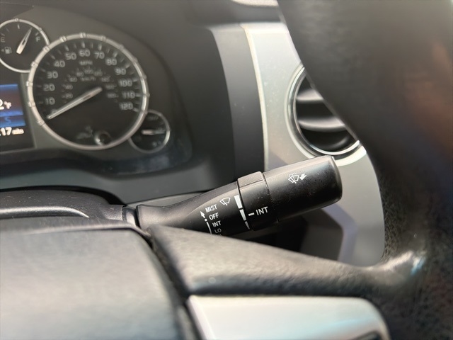 Toyota Tundra 2WD Truck Double Cab 5.7L V8 6-Spd AT SR5 (Natl) 2014