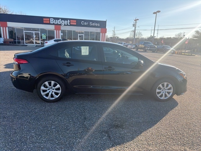 Toyota Corolla LE CVT (Natl) 2025
