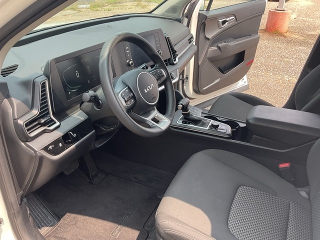 Kia Sportage LX FWD 2024