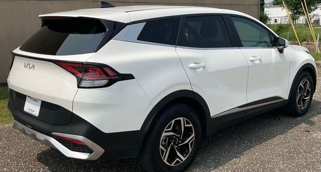 Kia Sportage LX FWD 2024