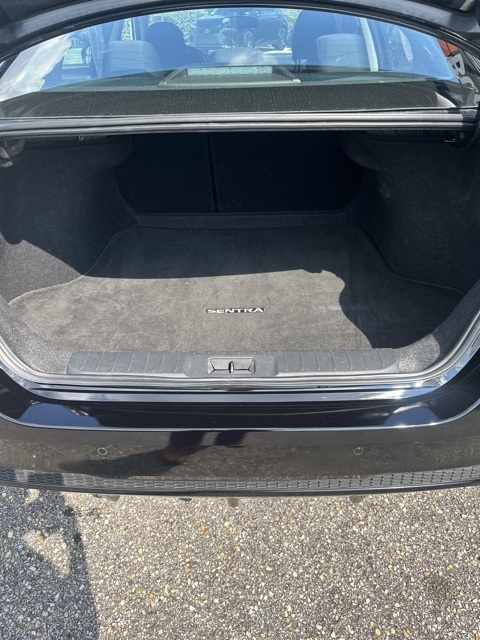 Nissan Sentra S CVT 2024