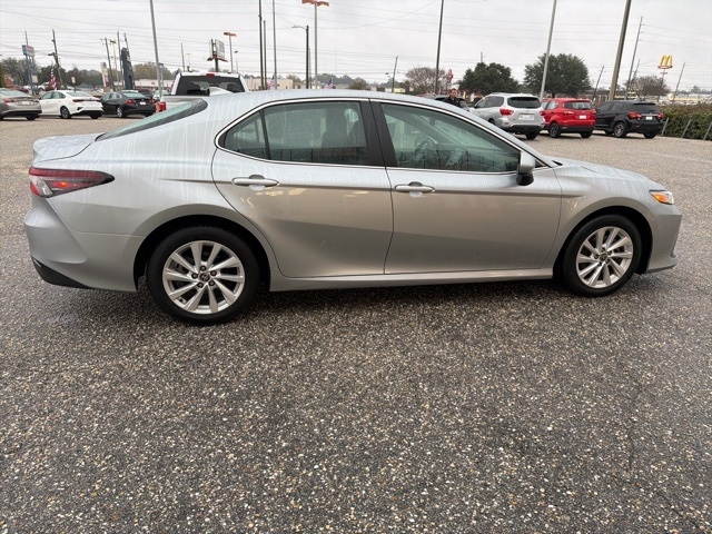 Toyota Camry LE Auto (Natl) 2024