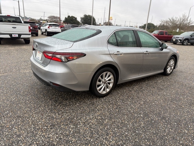 Toyota Camry LE Auto (Natl) 2024