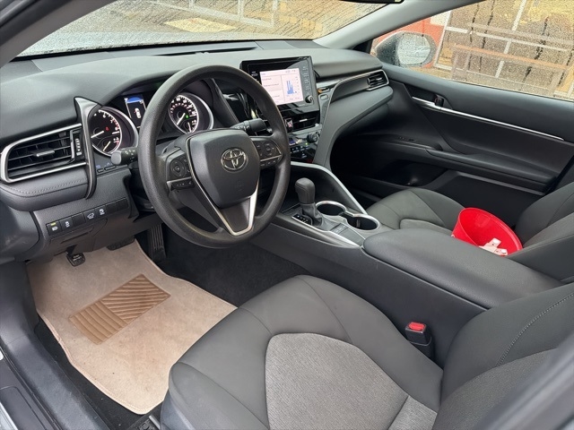 Toyota Camry LE Auto (Natl) 2024