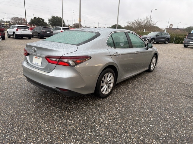 Toyota Camry LE Auto (Natl) 2024