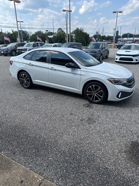 Volkswagen Jetta Sport Auto 2024