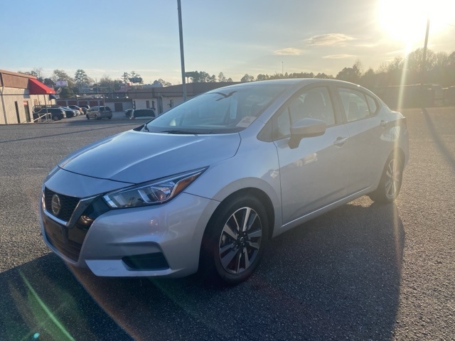 Nissan Versa SV CVT 2022