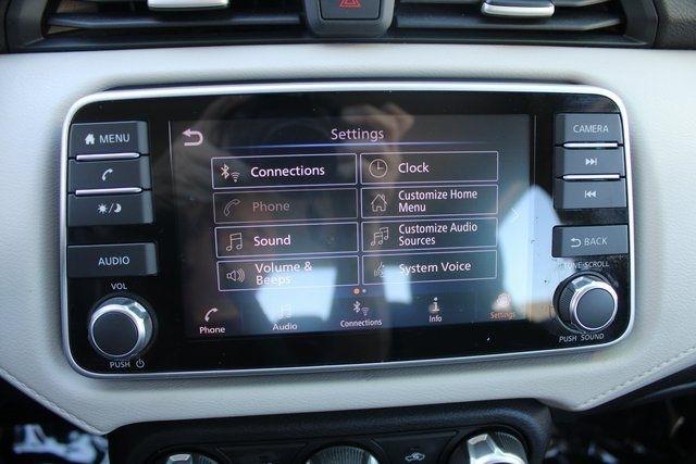 Nissan Versa SV CVT 2022