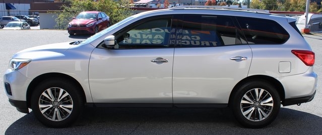 Nissan Pathfinder FWD SV 2020