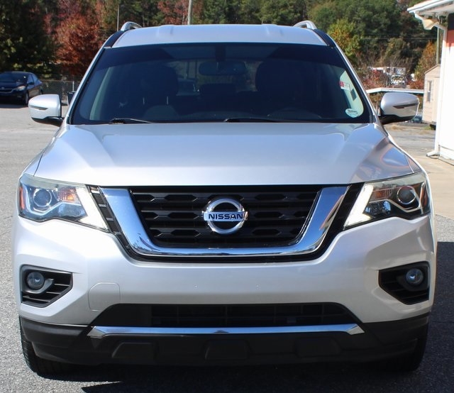 Nissan Pathfinder FWD SV 2020