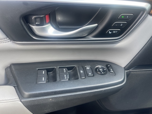 Honda CR-V Touring 2WD 2017