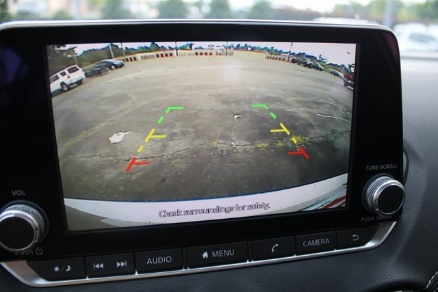 Nissan Sentra SV CVT 2023