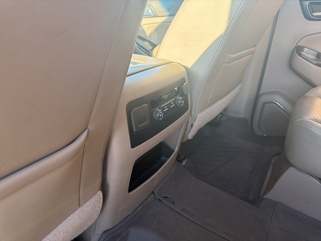 GMC Yukon XL 2WD 4dr SLT Standard Edition 2019